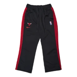 Nike Women's Bulls Courtside