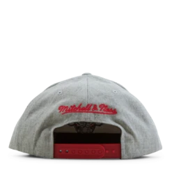 Mitchell & Ness Bulls Team Snapback -SoleStory Butik 60562 08 003
