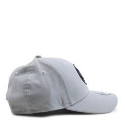 NEW ERA Nets Monochrome 9FORTY -SoleStory Butik 60616 85 004