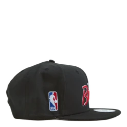 NEW ERA Bulls Script Up 9fifty 10 NEW ERA Bulls Script Up 9fifty -SoleStory Butik 60649 01 004 1c15d419 45c9 4d58 816c a82299bb8a06