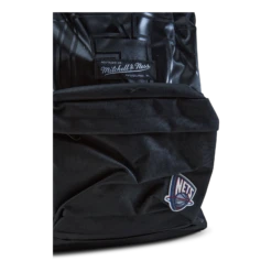 Mitchell & Ness Nets Backpack -SoleStory Butik 60660 73 005 4289c68e f4ed 47d9 ad7f 54e88c13b421