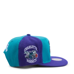 Mitchell & Ness Hornets Rear Script Deadstock -SoleStory Butik 60663 38 004