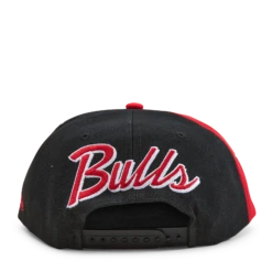 Mitchell & Ness Bulls Rear Script Deadstock -SoleStory Butik 60663 43 003