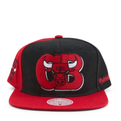 Mitchell & Ness Bulls Rear Script Deadstock -SoleStory Butik 60663 43 005