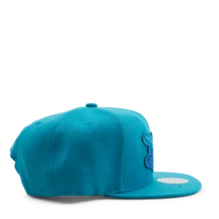 Mitchell & Ness Hornets Two Tonal Snapback HWC -SoleStory Butik 60663 87 004