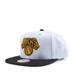 Mitchell & Ness Knicks Gold Pop Snapback