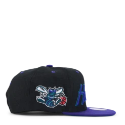 Mitchell & Ness Hornets Script Pop Snapback -SoleStory Butik 60788 74 004