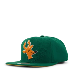 Mitchell & Ness Bucks Xl Logo Pop Snapback