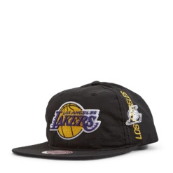 Mitchell & Ness Nylon Szn Deadstock