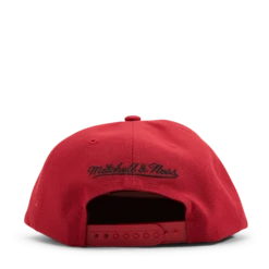 Mitchell & Ness Bulls Front Face Snapback -SoleStory Butik 60791 08 003