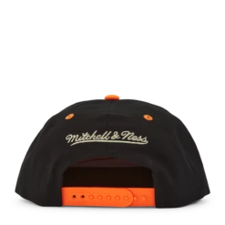 Mitchell & Ness Bulls Shatte Snapback HWC -SoleStory Butik 60893 92 003