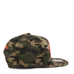 Mitchell & Ness Nets Neon Camo Pop Snapback -SoleStory Butik 60894 20 004