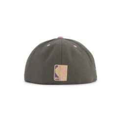 Mitchell & Ness Bulls Lavender Dreams Fitted HWC -SoleStory Butik 60975 19 003