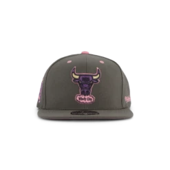 Mitchell & Ness Bulls Lavender Dreams Fitted HWC -SoleStory Butik 60975 19 005