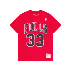 Mitchell & Ness Bulls Name & Number Tee - Scottie Pippen