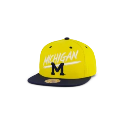 Mitchell & Ness Wolwerines Transcript Snapback