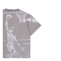 Mitchell & Ness Bulls Above The Rim Sublimated S/S Tee - Scottie Pippen 9 Mitchell & Ness Bulls Above The Rim Sublimated S/S Tee - Scottie Pippen -SoleStory Butik 60977 60 004