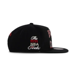 Mitchell & Ness Bulls Champions Era Snapback HWC -SoleStory Butik 60982 49 004