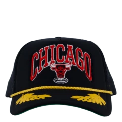 Mitchell & Ness Bulls Gold Leaf Trucker HWC -SoleStory Butik 60982 75 005