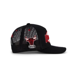 Mitchell & Ness Bulls Team Seal Trucker HWC -SoleStory Butik 60983 65 004