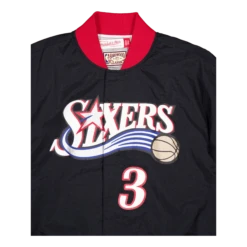 Mitchell & Ness 76ers Off Court SS Name & Number Warm Up Jacket Iverson -SoleStory Butik 61055 58 003