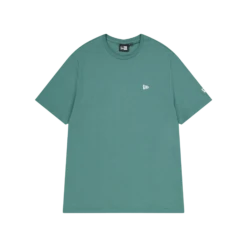 NEW ERA ESSENTIALS FLAG TEE